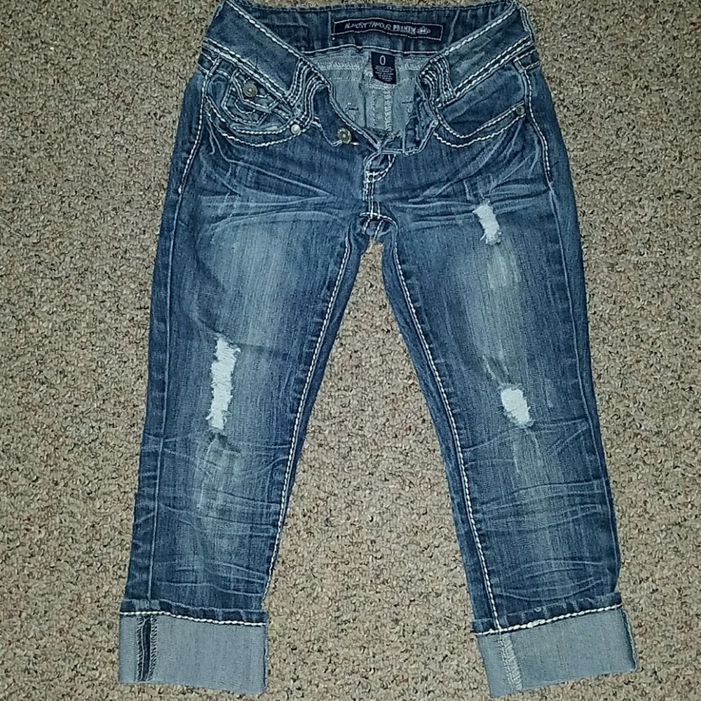 Almost Famous Capris